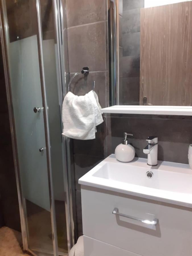 קרפנטרה Villa Jasmin מראה חיצוני תמונה